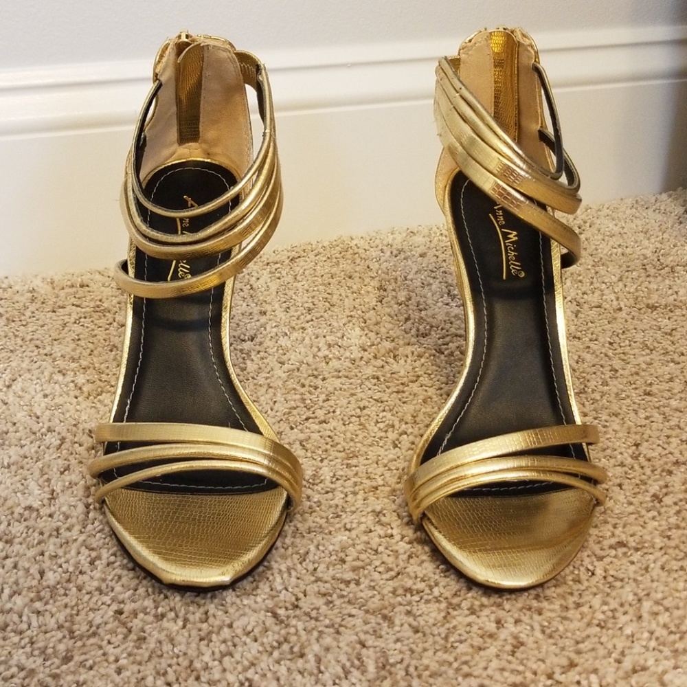 Anne Michelle gold heels